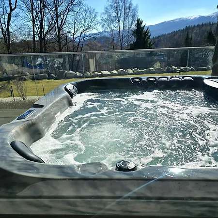 Luksusowy Piekny Widok Z Prywatnym Jacuzzi I Sauna דירה שצ'קלארסקה פוראובה